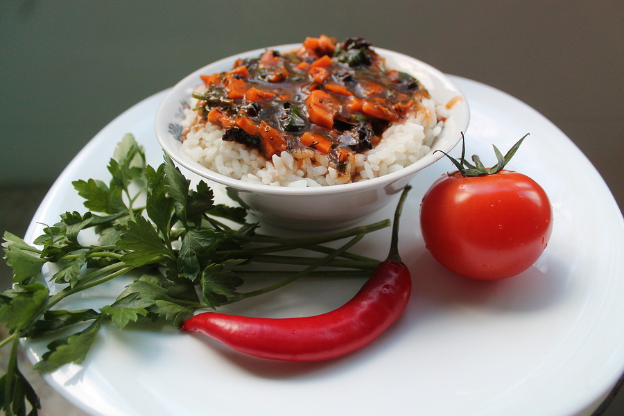 Arroz con champiñones y pimientos