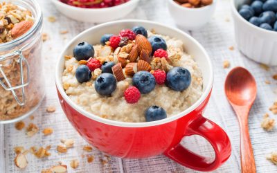 Avena con frutos rojos y almendra