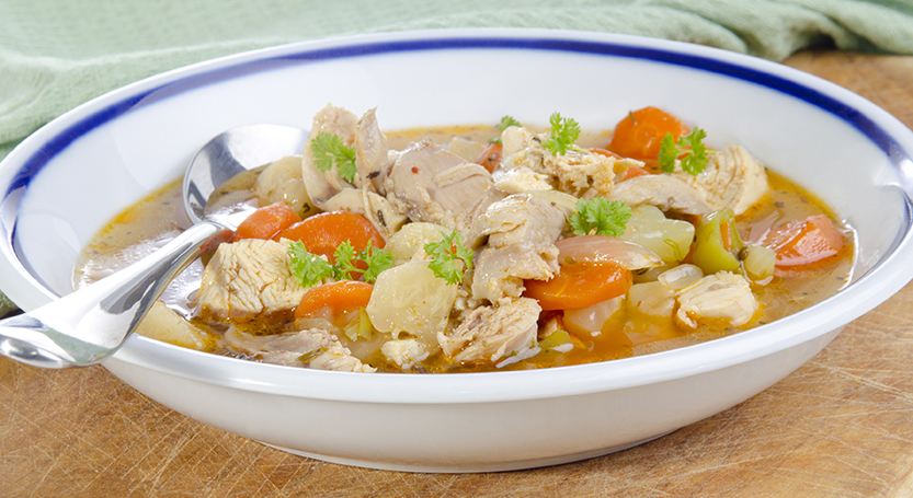 Caldo de pollo con verduras