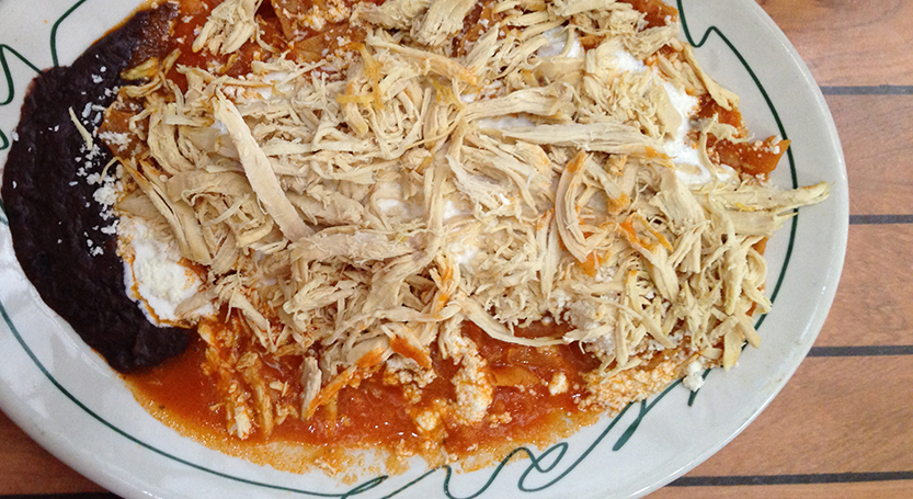 Chilaquiles rojos con pollo - Vidactual