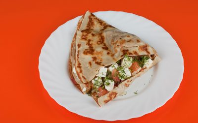 Crepas de queso panela con jitomate