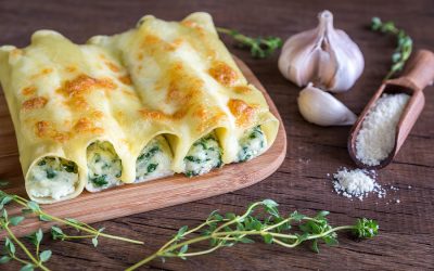 Canelones rellenos de espinaca y queso ricotta