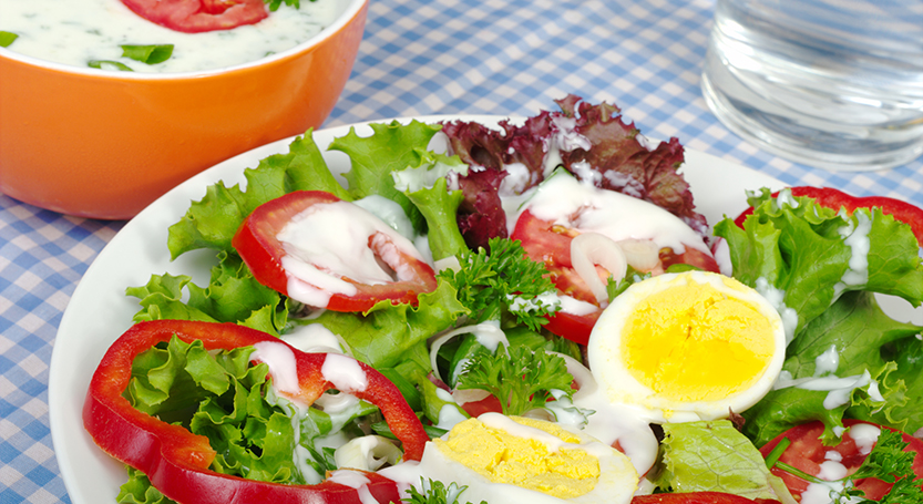 Ensalada de pimiento con huevo