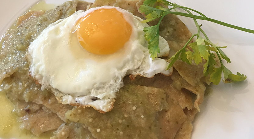 Chilaquiles con huevo