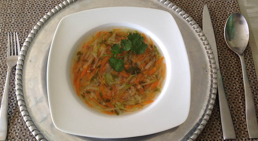 Sopa de verduras ralladas