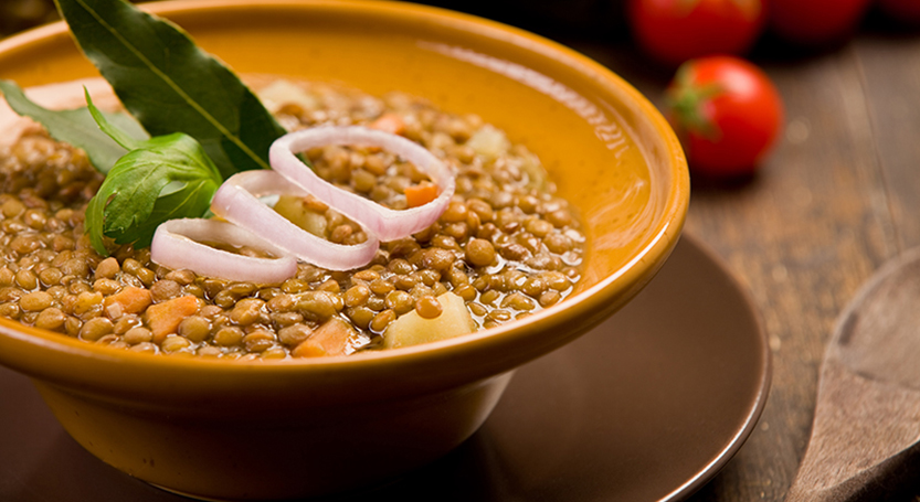 Sopa de lentejas con camote