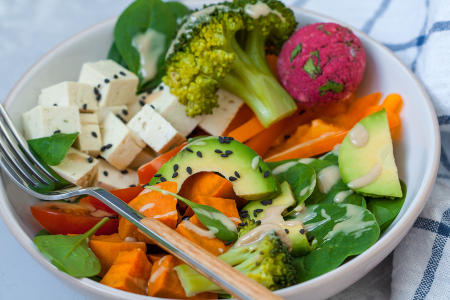 Tofu salteado con hortalizas