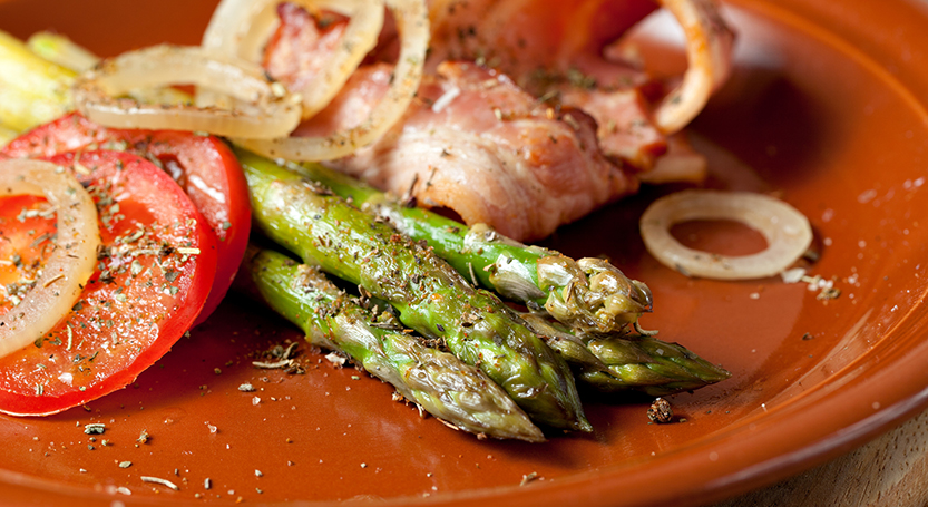 Verduras con tocino al orégano