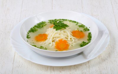 Sopa de noodles con zanahoria