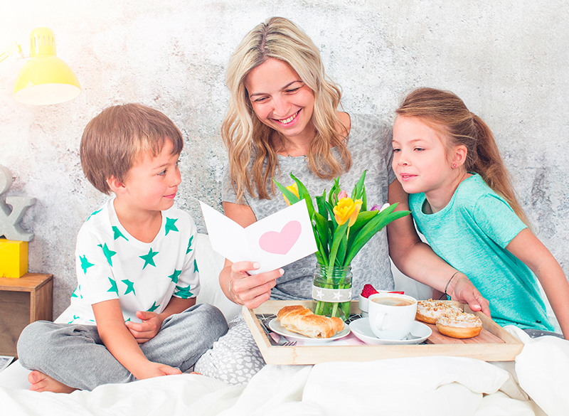 Sorprende a mamá este 10 de mayo con un rico desayuno en la cama